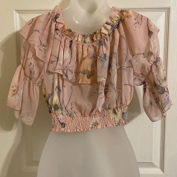 H&M Peach Floral Crop top.  Size S.  4/6 - Picture 4 of 7